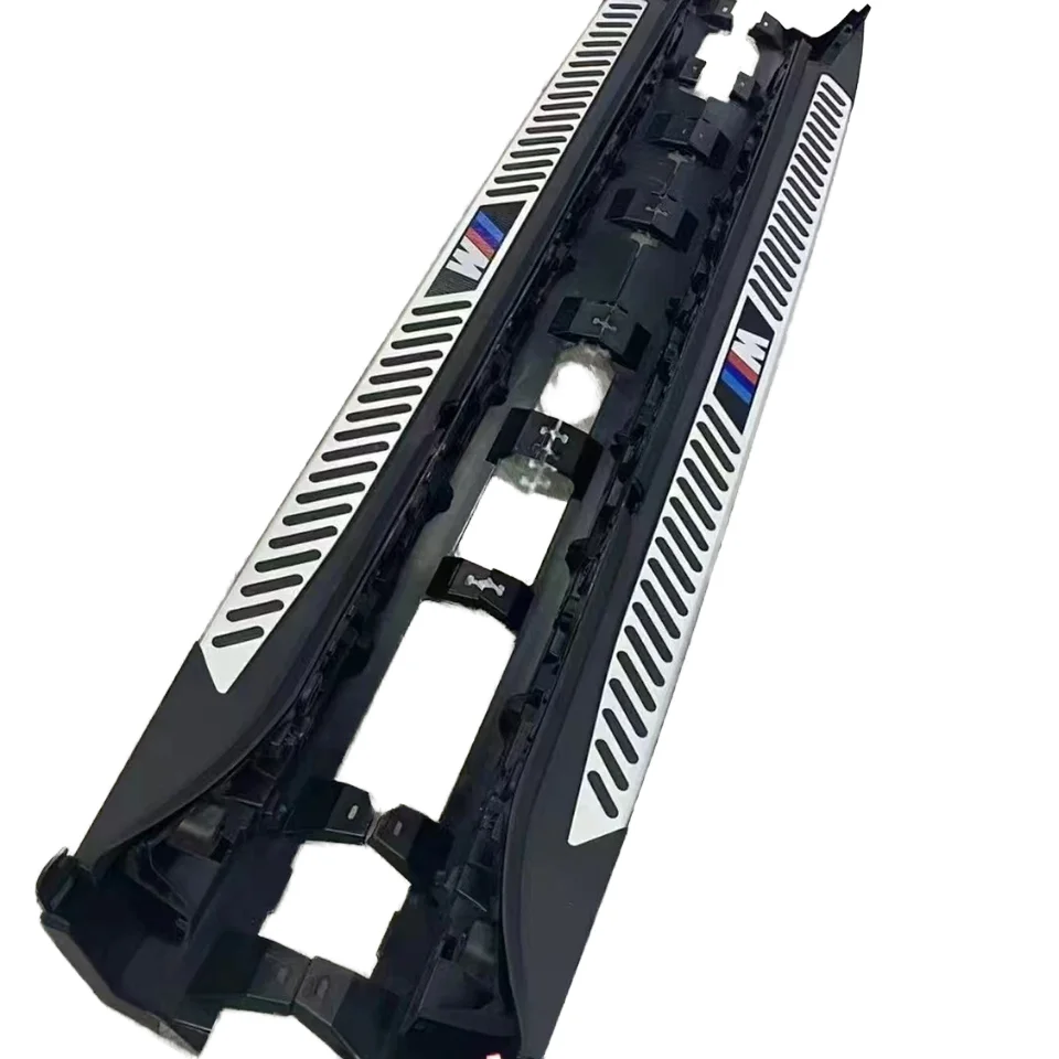 

BR High Quality ABS Fixed Pedals for X5L 22-24 Auxiliary Boarding and Alighting Positioned on Left & Right