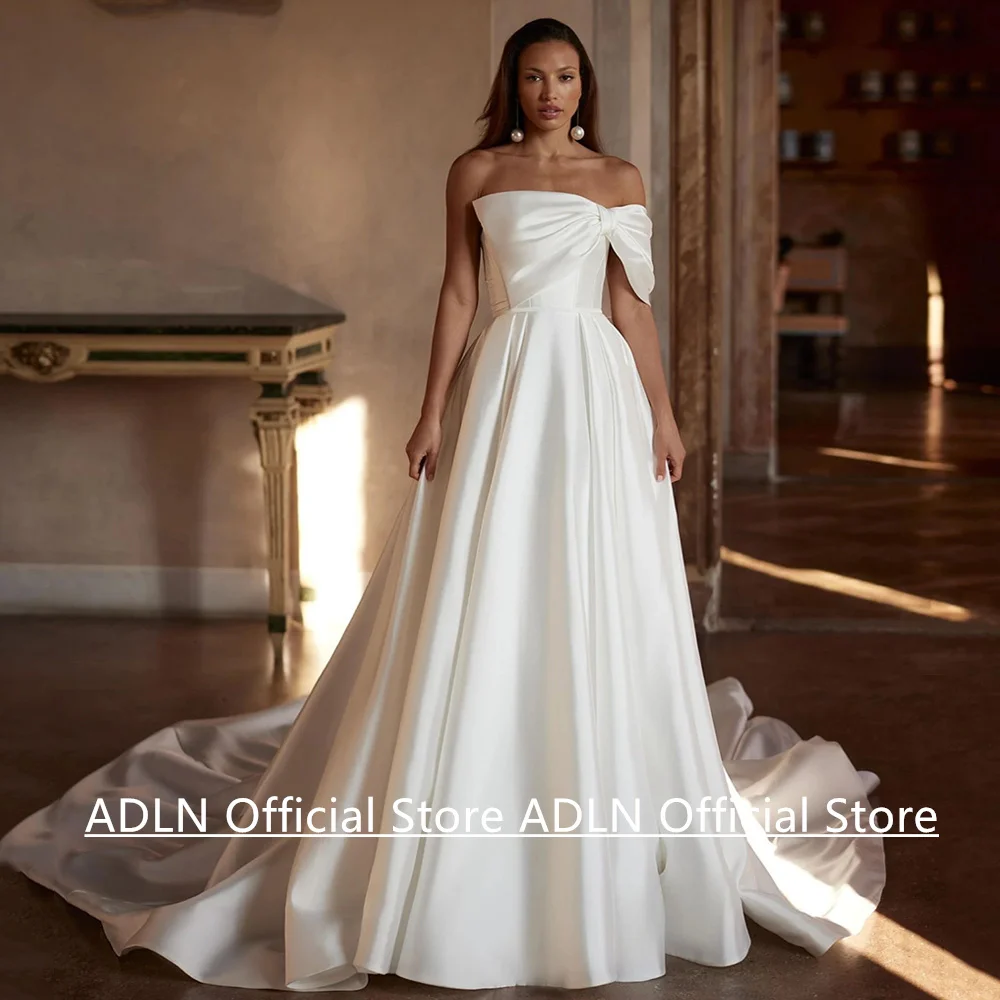 فستان زفاف من الساتان Vestido De Noiva مخصص بدون حمالات مع فيونكة مطوي وسحاب خلفي على شكل حرف A ذيل محكمة فستان زفاف نسائي