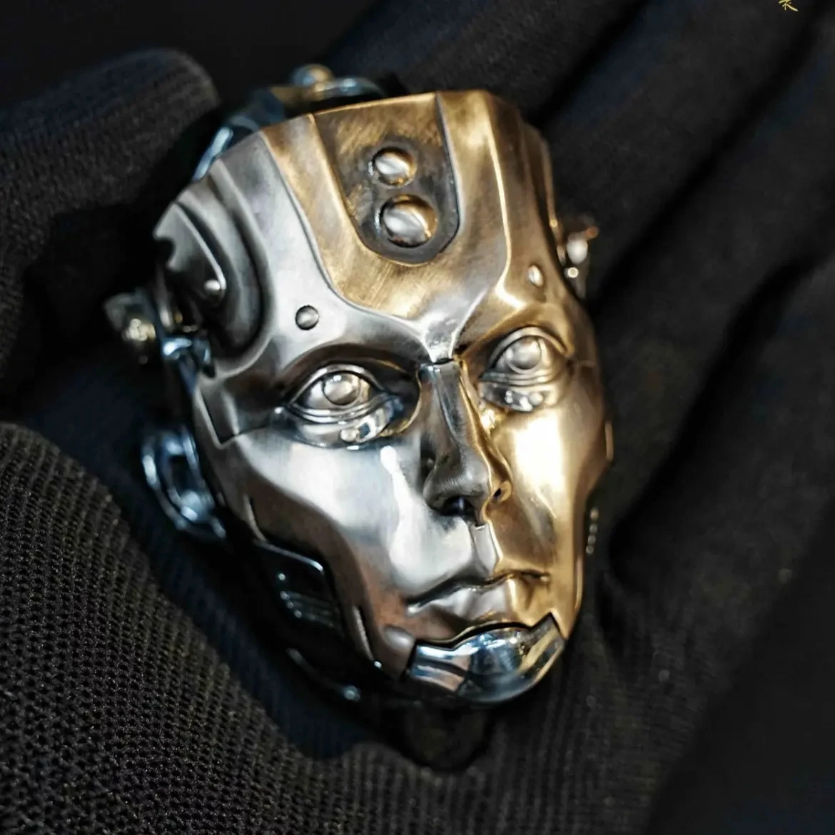 Enchanter Mask Metal Brass Fidget Slider Spinner EDC Toys Anti Stress Sensory ADHD Fidgeting Toys Refrigerator Magnet
