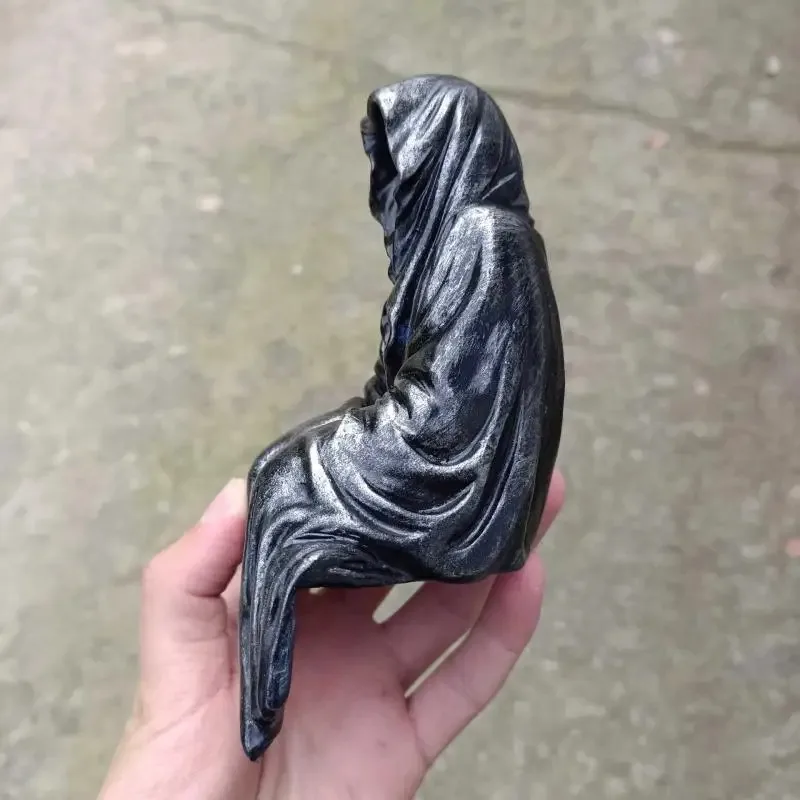 

Horror Black Robed Night Walker Gothic Sitting Resin Craft Ornament Black Clothes Mysterious Master Ornament Desktop Decoration