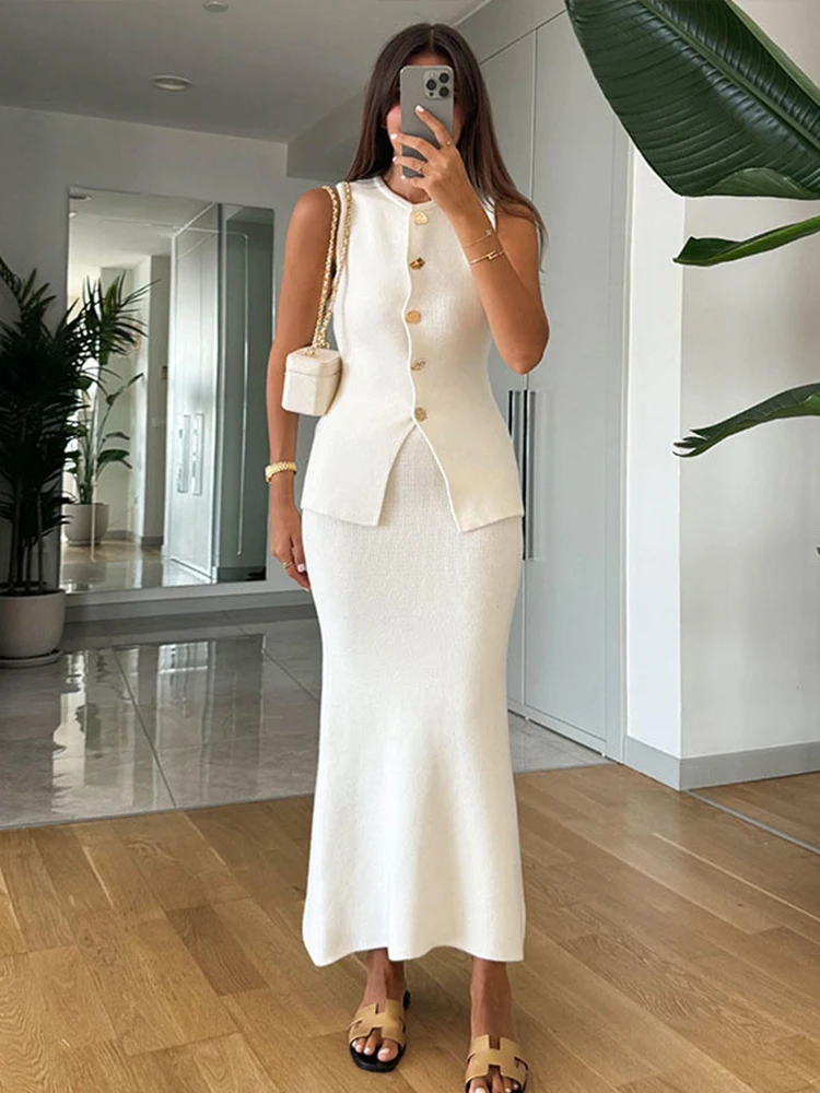 Elegant Knit Skirts Suits Women Slim Round Neck Single Breasted Vest Sets Female 2024 Fashion Solid High Waist Sets 2 Pieces