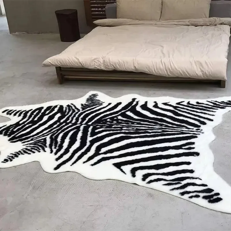 VIKAMA Vintage Leopard Print Shaped Rug Faux Animal Skin Design Plush Rug For Living Room Bedroom And Bedside Home Decor
