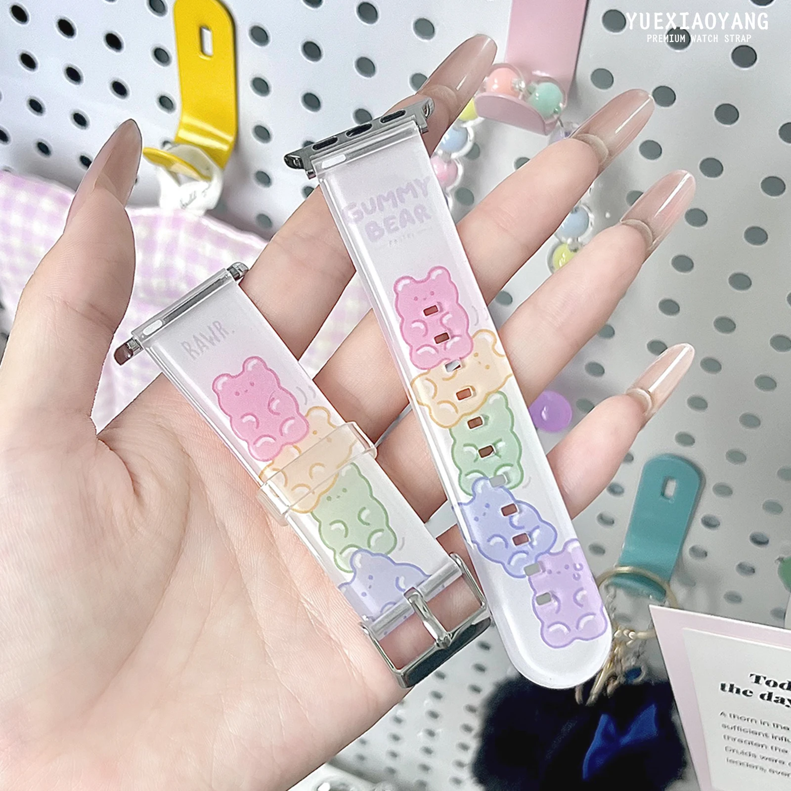 リトルQベア柄のApple Watch用交換バンド、11、10、9、8、7対応、iWatch 42mm、41mm、40mm、38mm対応の交換可能なブレスレット
