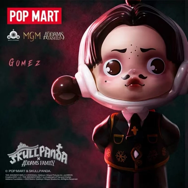POPMART Skullpanda Addams Family Series صندوق أعمى مفاجأة صندوق غامض تخمين حقيبة اللعب Kawaii Sp تمثال نموذج ديكور هدية عصرية