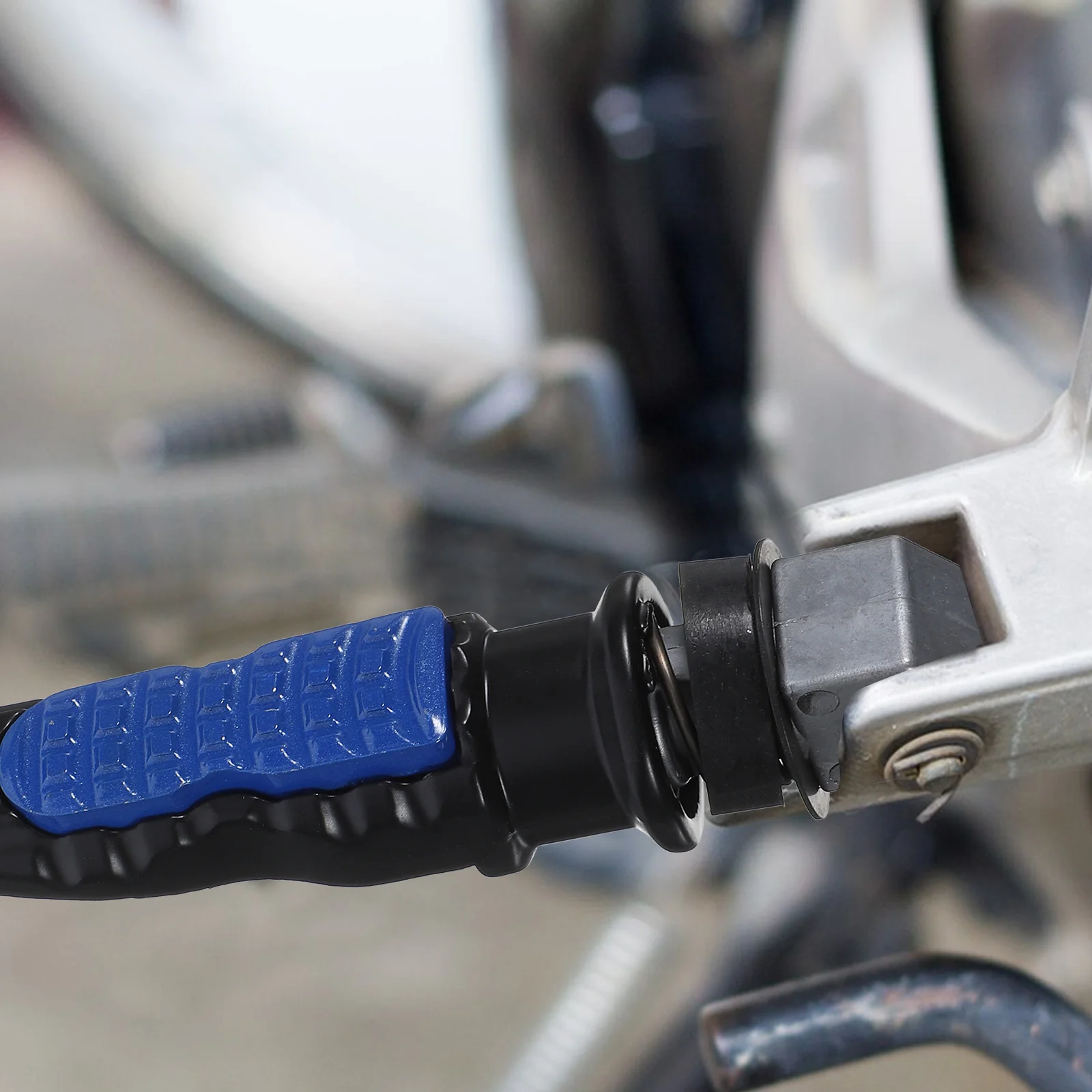 

2Pcs Motorcycle Footrest Pedal High Hardness Durable Use Long Life Strong Corrosion Resistance Cool Design Bright Colors