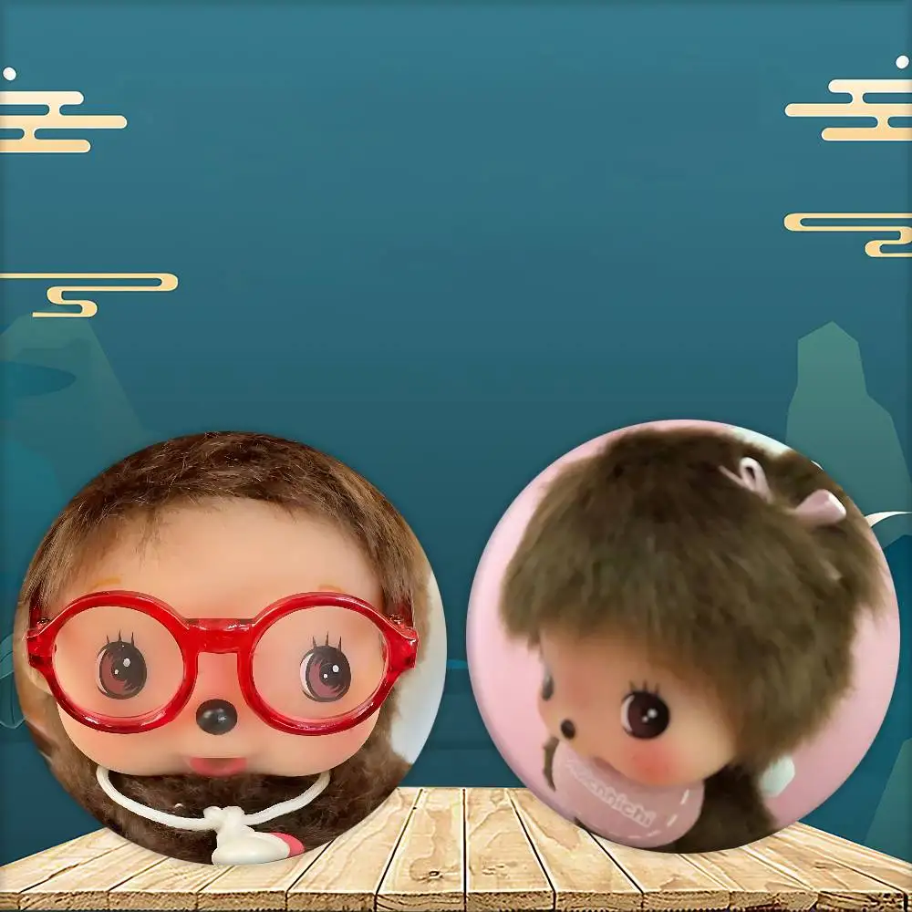 لطيف الكرتون M-monchhichis-s شارات الطرفية التلبيب دبابيس صفيح بروش مستدير لحقيبة الكتف اكسسوارات هدايا تذكارية