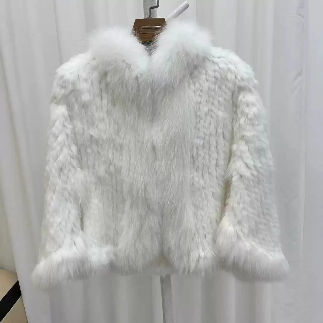 

Real Genuine Natural Knitted Rabbit Fur Shawl Coat With Fox Fur Collar Women's Fashion Knit Jacket Cape New