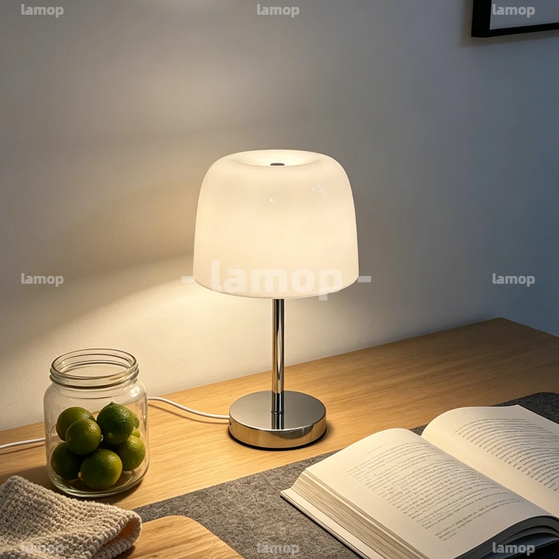 lampe-de-table-a-tige-fine-chromee-style-bonbonniere-blanc-laiteux-avec-abat-jour-en-tissu-creme-lumiere-douce-a-3-tons-pour-canape-et-table-basse-lampe-decorative-ronde