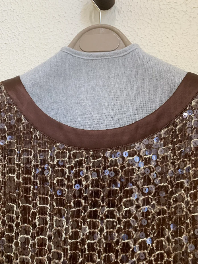 Women's Summer Sleeveless Sequined Knit Top with Cut-Outs