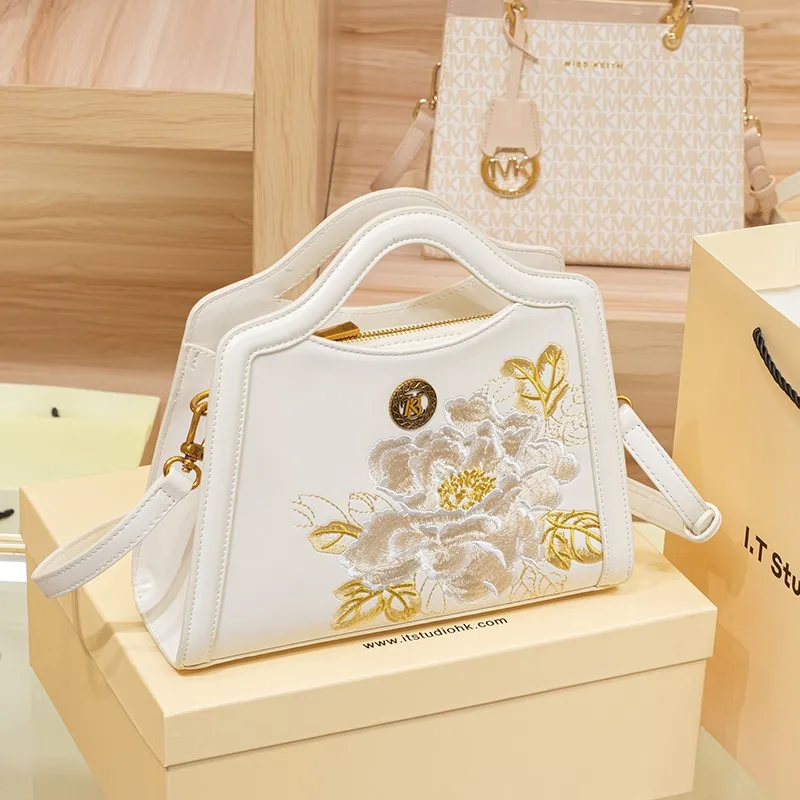 Women's Handbag Women's 2024 New Chinese Style Embroidered Luxury Summer Single Shoulder Crossbody New Chinese Style Bag