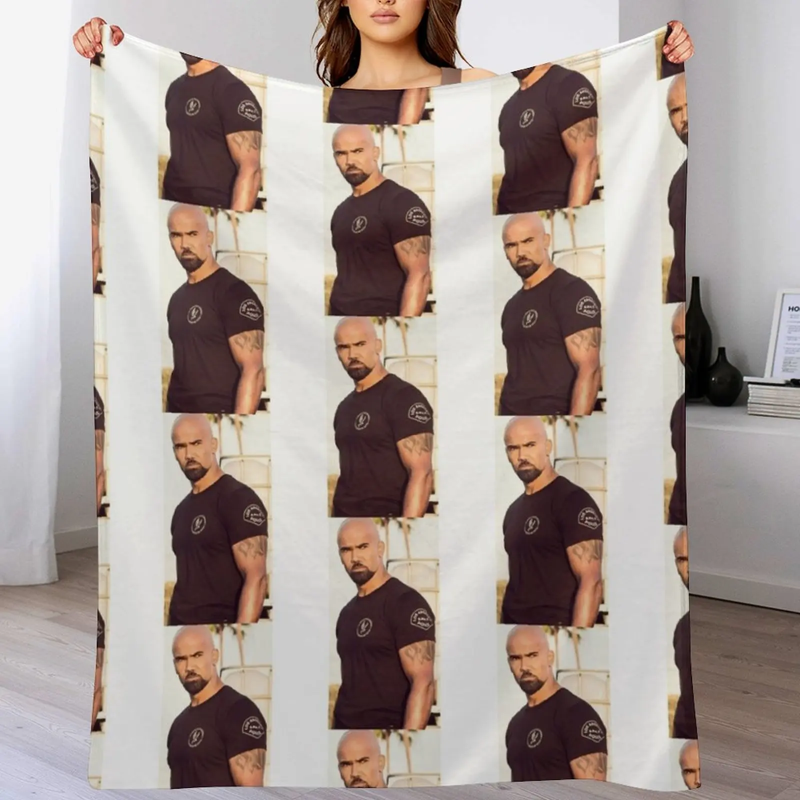 shemar moore Throw Blanket Heavy Bed Fashionable blankets ands Blankets