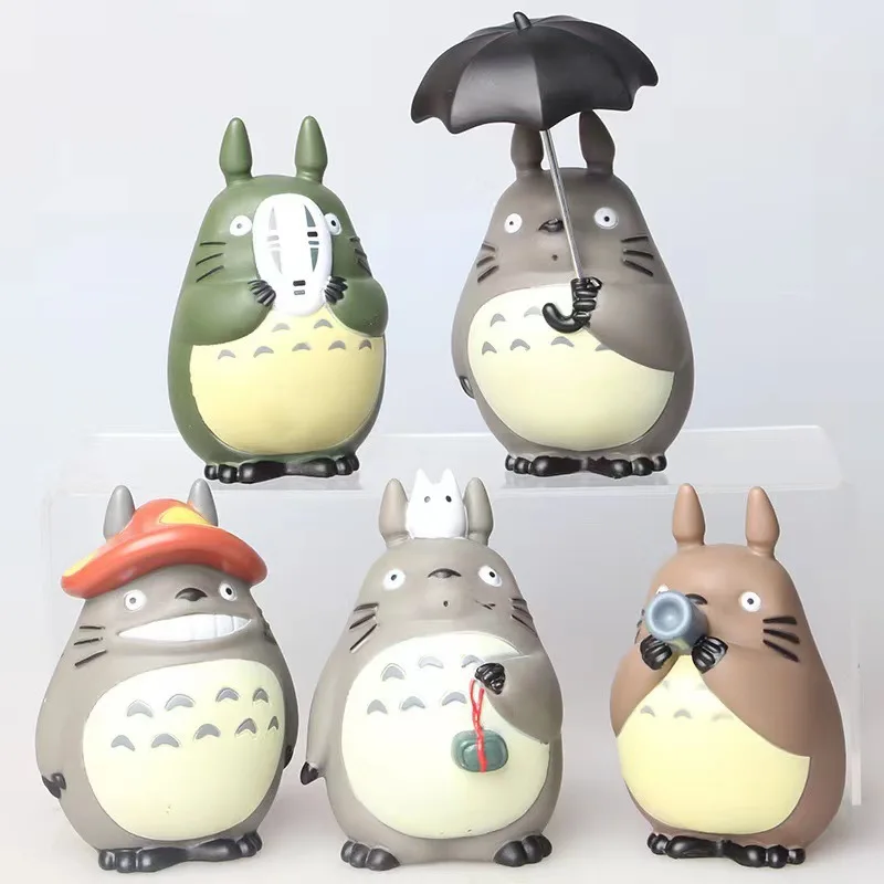 Neue Produkte auf Lager: Japanische Anime-Masken, Regenschirme, Drachen-Katzen-Figuren, Wohndekor-Ornamente, Modelle, Puppen, Überraschungsgeschenk
