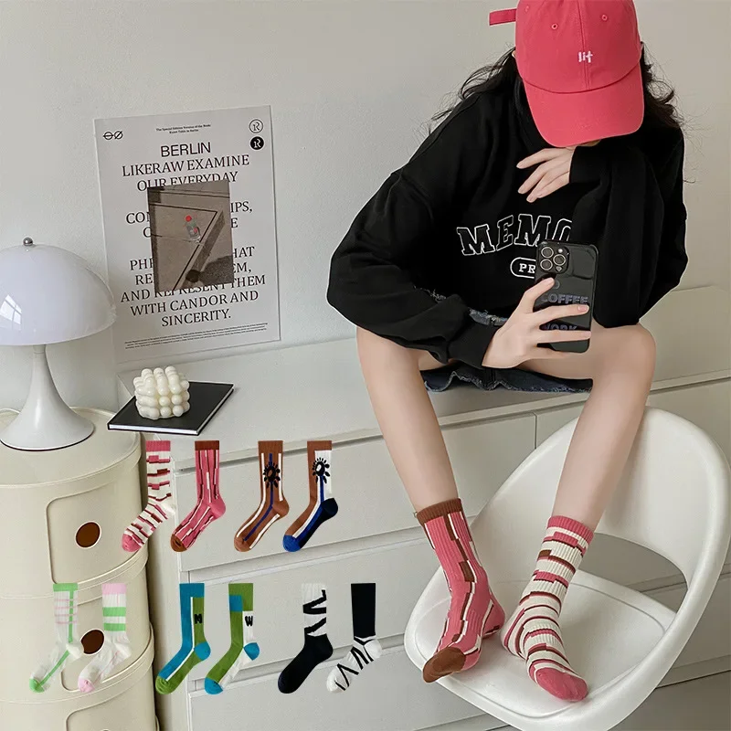 

AB New Couple Socks Minimalist Mid tube Socks Personalized Trend Asymmetric Ins Style Irregular Socks