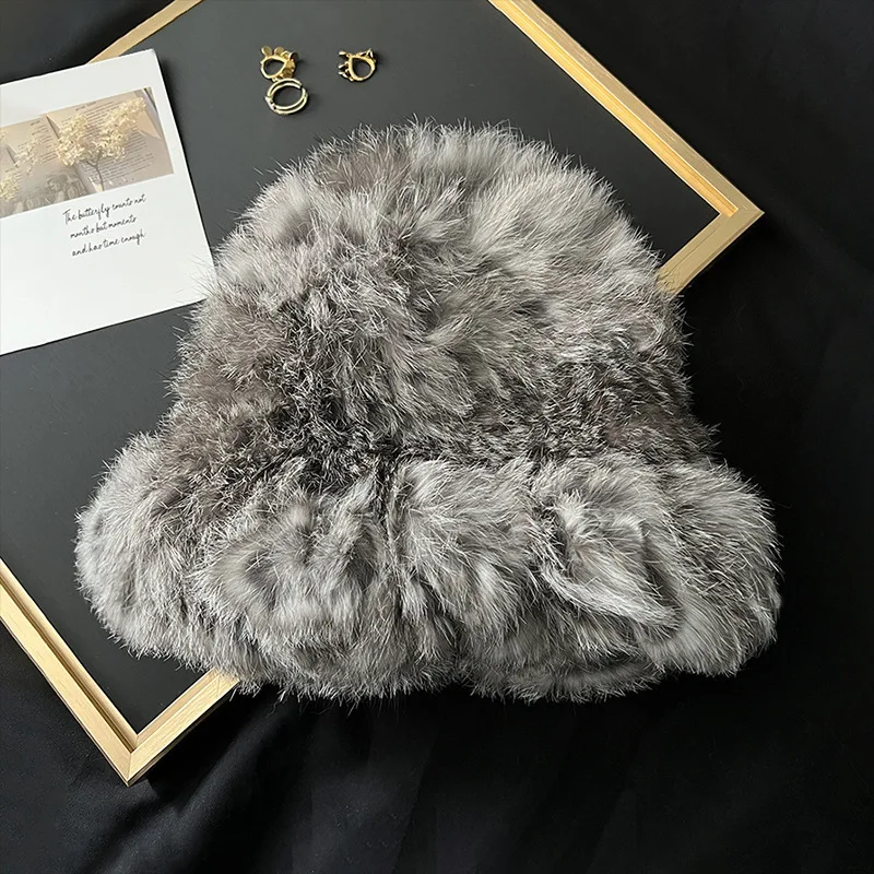 قبعة قطيفة بيضاء من فراء الأرنب الأصلي، دفء الخريف والشتاء، قبعة صياد السمك لحماية الأذن، قبعة صغيرة محبوكة من الفرو، ناعمة ومريحة