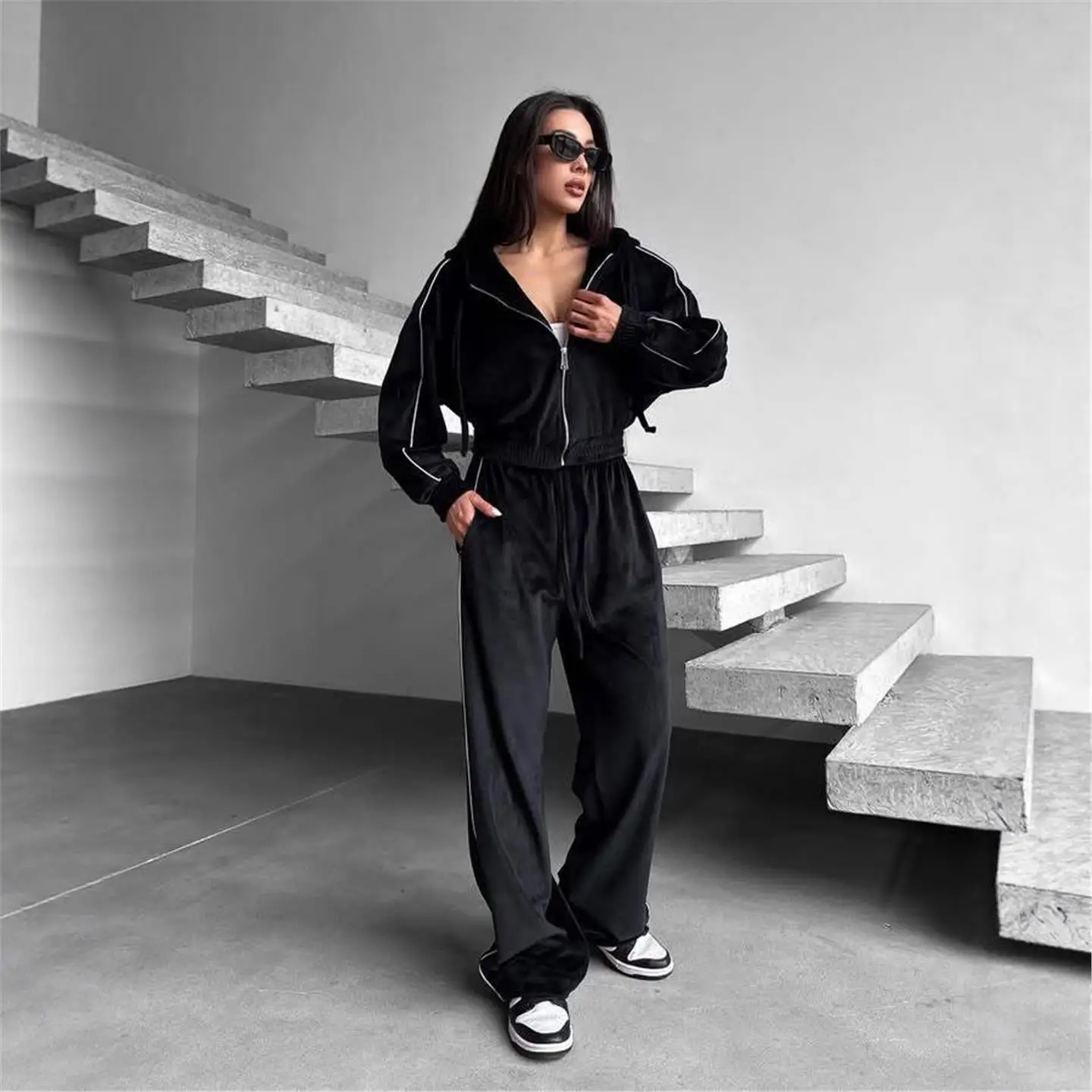 New Velvet Sport Set with Bar Stripe Hooded Open Cardigan Jaet Belted Wide Leg Pants Two Piece Set Women Faion Casual Winter