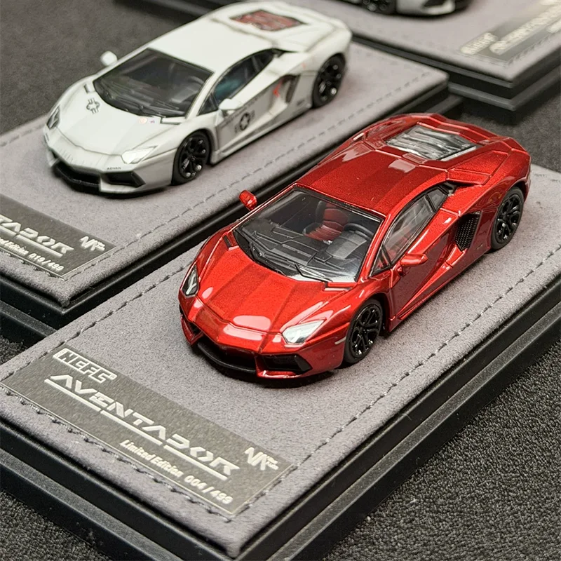 NA Diecast 1:64 Scale Aventador LP700 Alloy Car Model Static Display Collectable Toy Gift Souvenir Decoration Hobby Collection