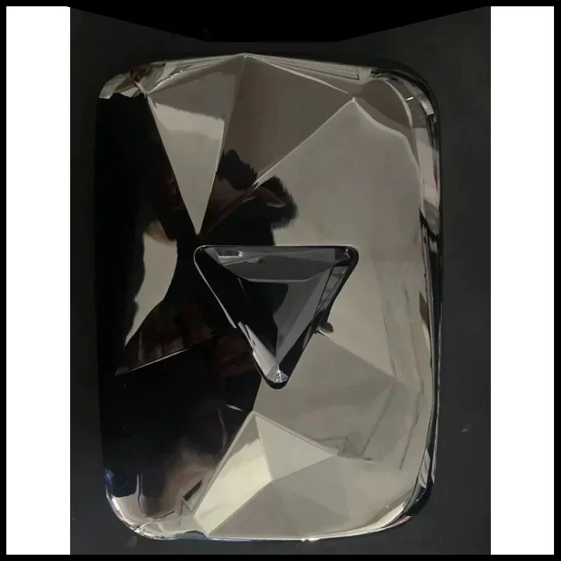 

Custom DIY YouTube Play Button Awards Medals Traditional Style Metal Diamond Plaques Trophies Techniques Fashion Souvenirs