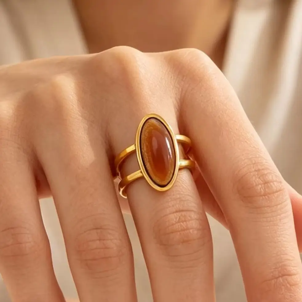 Women's Vintage Oval Resin Adjustable Ring