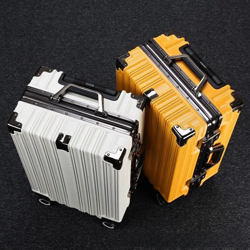 

Large Capacity Aluminum Frame Luggage Bag Travel Suitcase for Men And Women with Combination Lock Four-Wheel Rotation