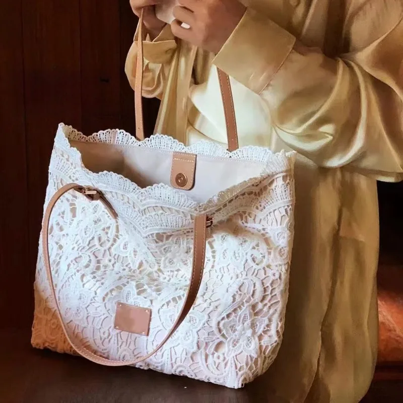 Lace Woven Flower Beach Bag Vacation Shoulder Bag Large-capacity Travel All-match Knitted Storage Bag