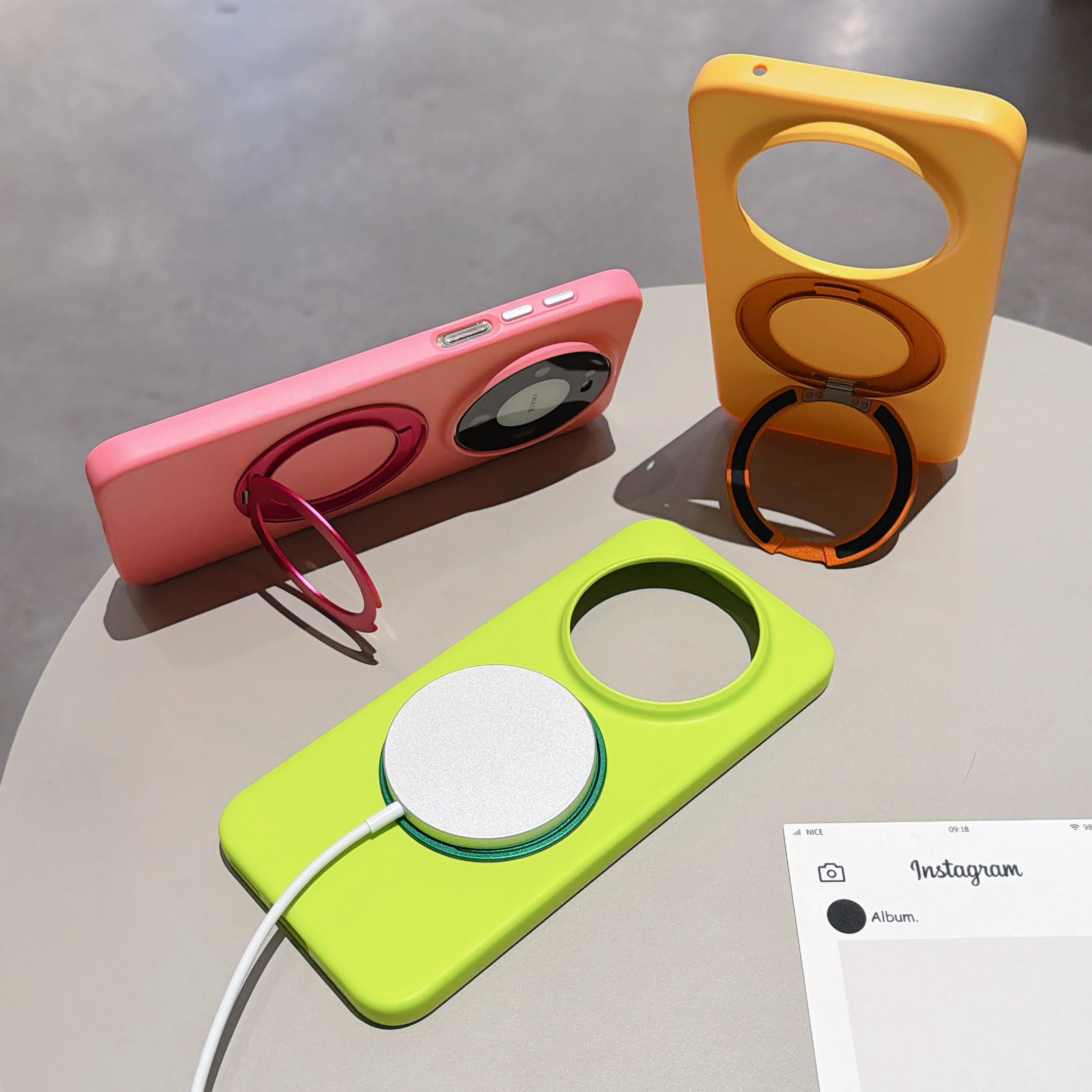 Funda de silicona líquida mate - Magnetic Charging Stand reseña y precio