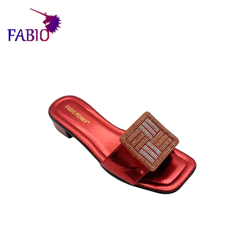 Italy 2025 exquisite shining water brick classical design leisure holiday low-heeled women's slippers Fashion women's sandals