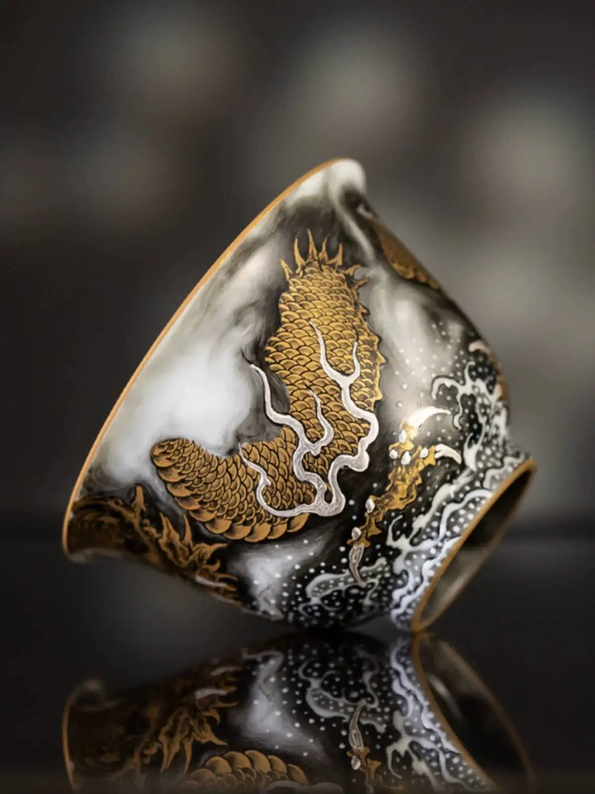 Jingdezhen Shengshan High-End Pastel Set With Hand-Painted Gold Dragon Spitting Steam Cover Bowl For Tea Brewing