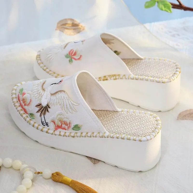 Women Round Toe Embroidered Summer Wedge Slipper Vintage Style Thick Soled Dress Shoe for Ladies Breathable Linen Mule