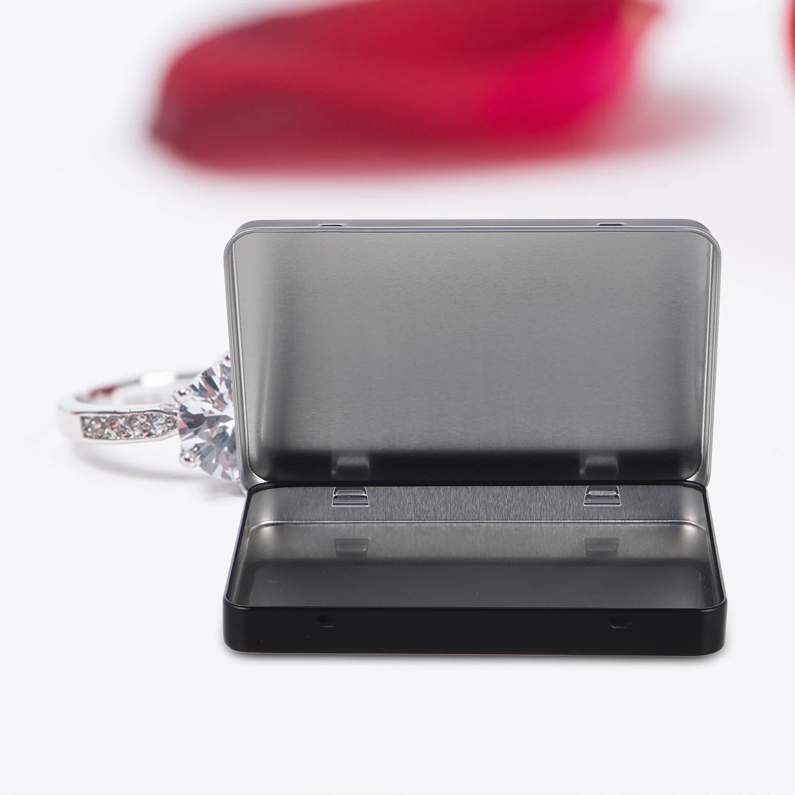 

Game Card Tin Box Small Metal Storage Container Hinged Lid Portable Rectangular Tinplate Case For Sports Cards Jewelry Candy