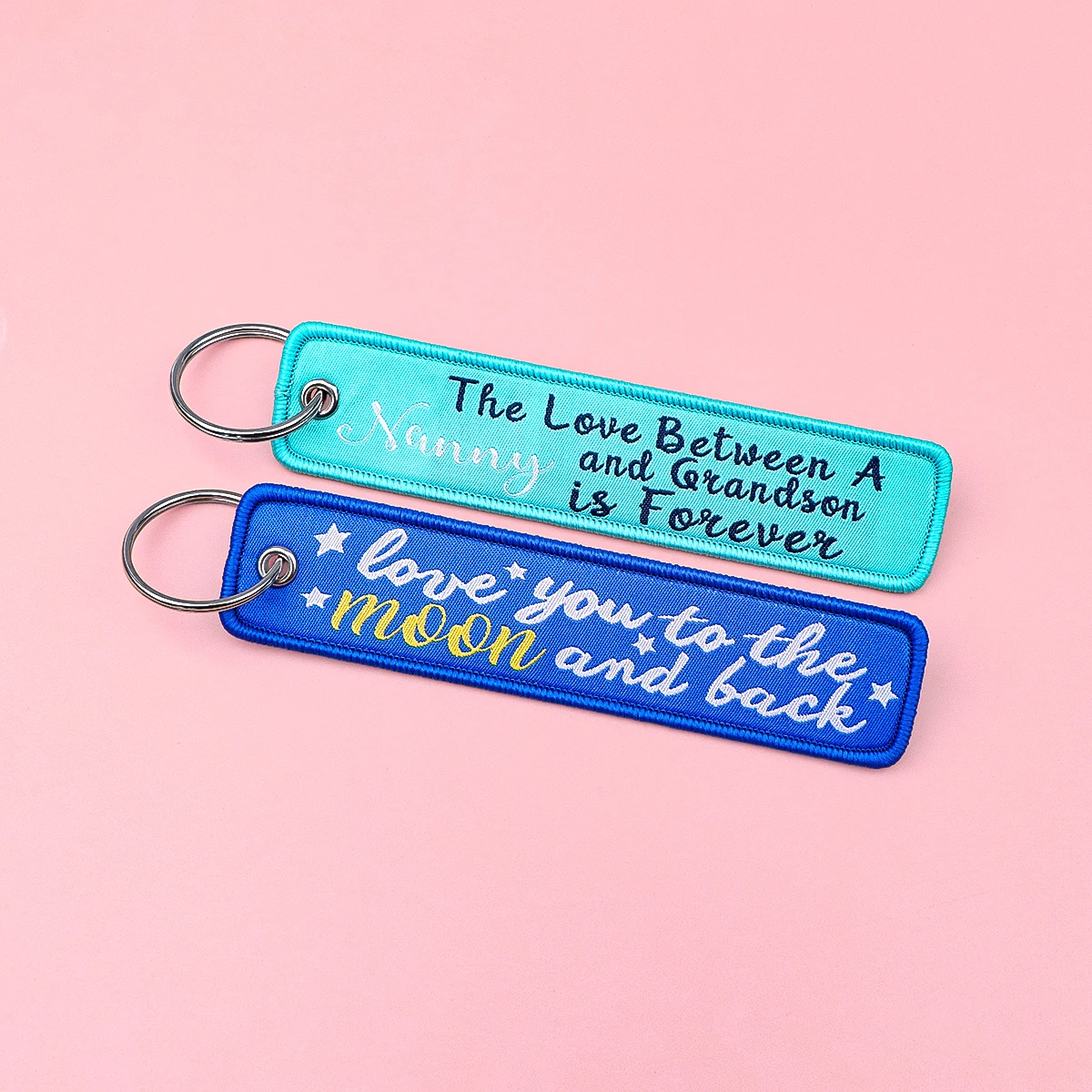 ADHD المفاتيح للسيارات على ظهره أصحاب المفاتيح ركوب ذلك مثلك مضحك يقتبس التطريز Keyrings مفتاح العلامة جت العلامة اكسسوارات الهدايا