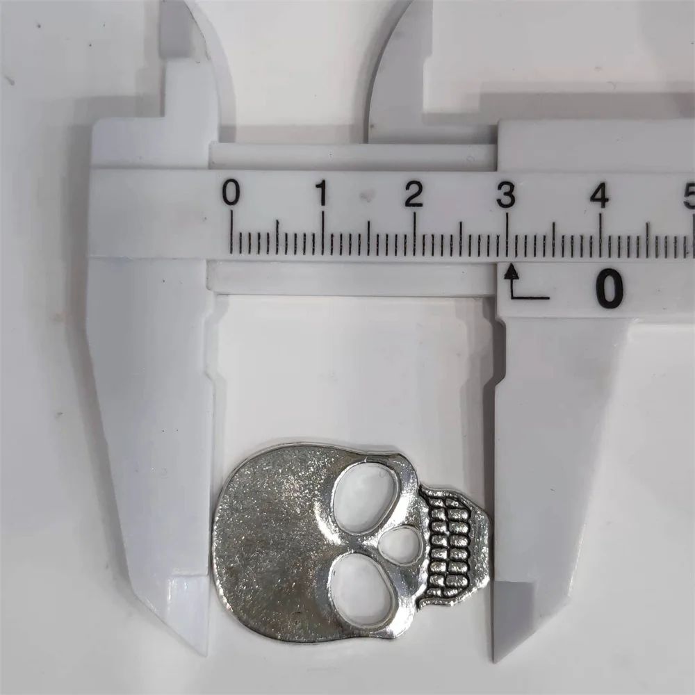 Retro Silver Hollow Out Skull Carving Metal Badge For Zippo Petrol Lighter DIY Handmade Decor Accessory Smoking Gadget