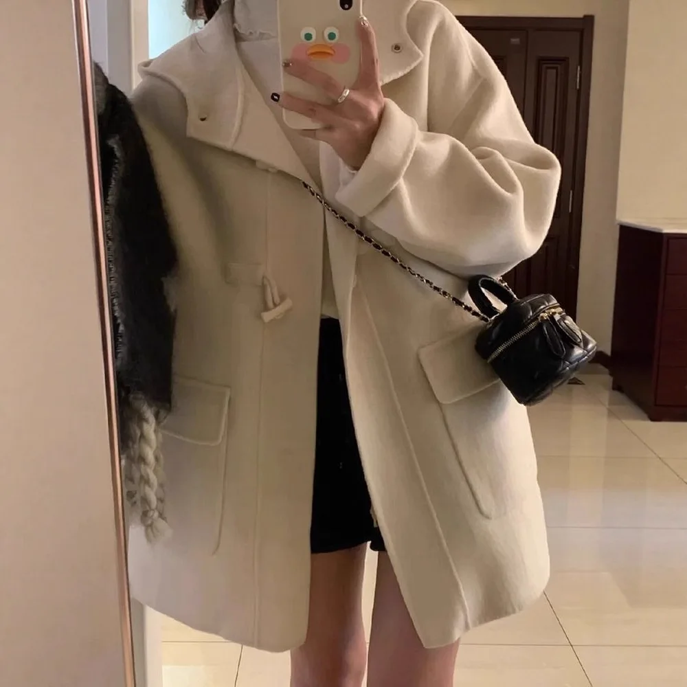 

Autumn and Winter Versatile Horn Button Retro White Woolen Coat for Women Medium To Long Woolen Coat