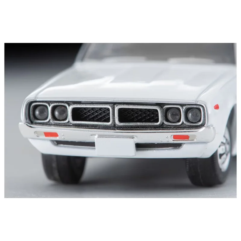 TAKARA TOMY TOMYTEC 1/64 TLV-N270b NISSAN SKYLINE 2000GT White Alloy Toy Motor Diecast Metal Model Gifts