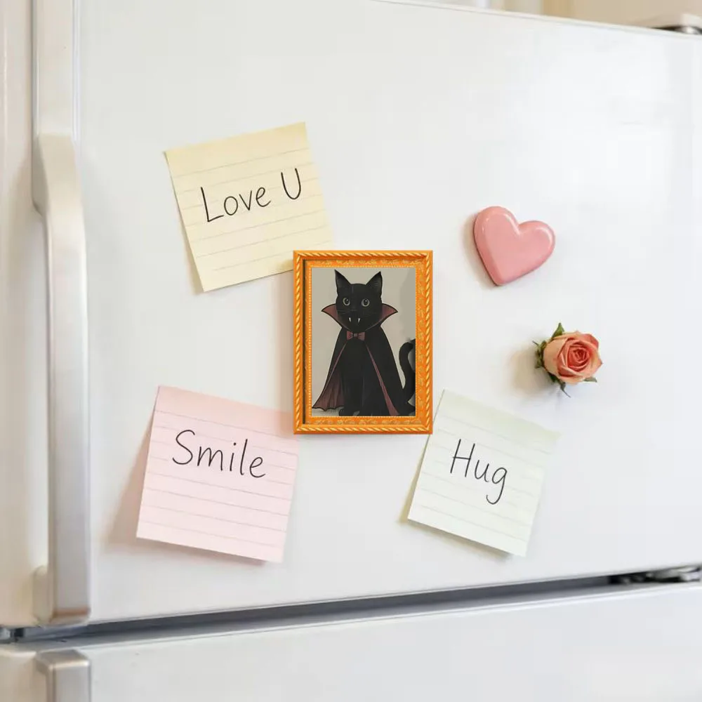 1 Stück Retro-Vampir-Schwarzkatzen-Kühlschrankmagnet, Halloween Gothic-Umhang-Katzen-Kunstmagnet, Dekorativer Magnetaufkleber für Kühlschrank, Aufbewahrungsschrank, Whiteboard, Kreatives Halloween-Geschenk für Katzenliebhaber – Detail 5