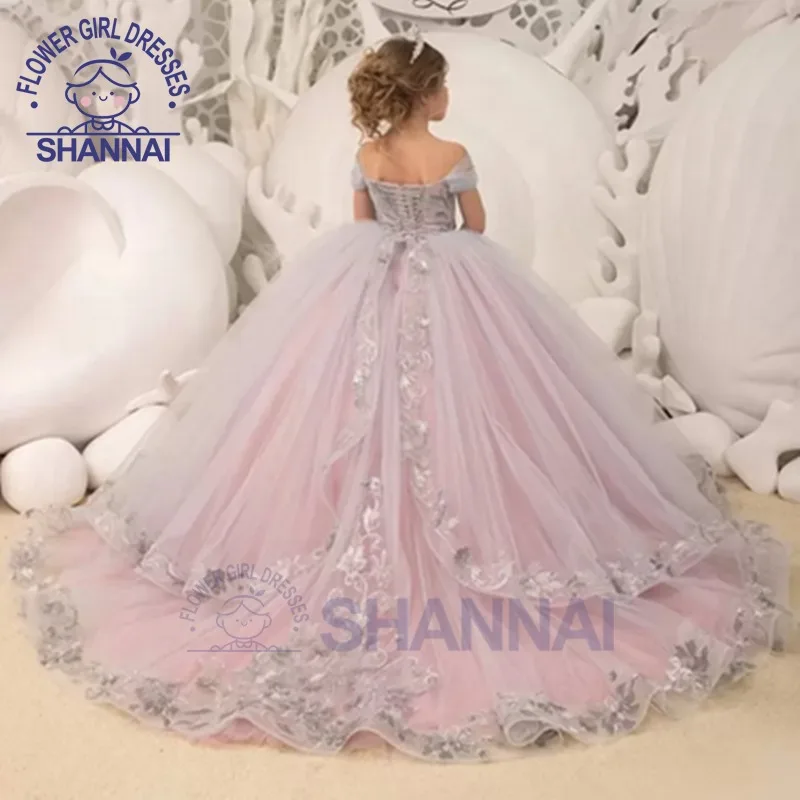 2023 Elegance Off The Shoulder Fluffy Flower Girl Dresses for Weddings Applique Ruffles Toddler Pageant Dress Kids 1-14 Years