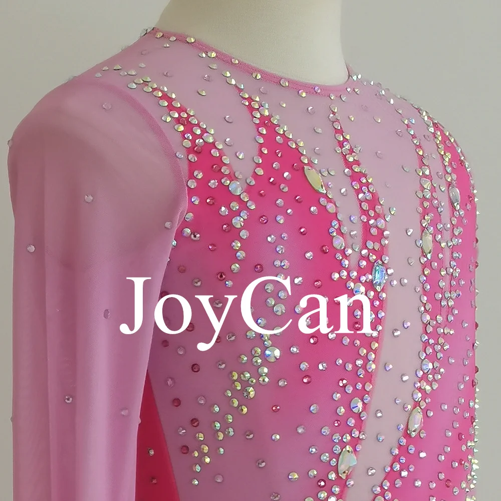 فستان JoyCan للتزلج على الجليد للفتيات باللون الوردي مطبوع بأحجار الراين المتلألئة وثياب أداء المنافسة حسب الطلب