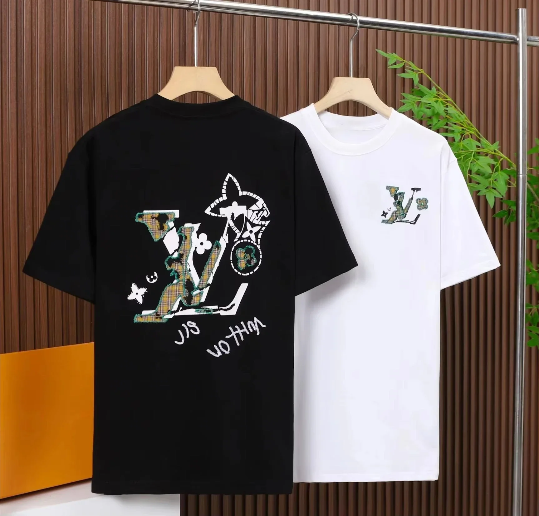 

American Casual Printed Sweatshirt with Round Neck, New Autumn and Winter Style, Loose and Versatile Long-sleeved Top ins