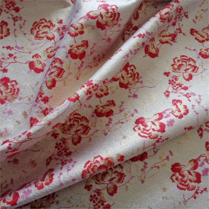 Chinese-style red flower gold thread embossed jacquard fabric exquisite double-sided clothing