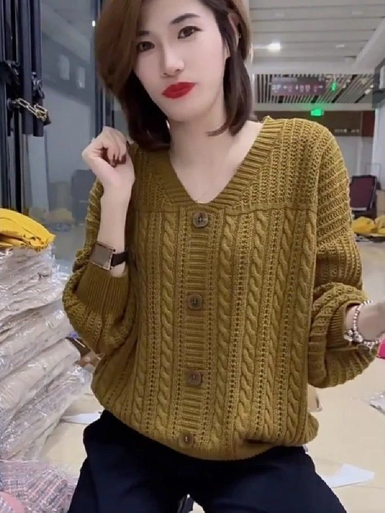 

V-Ne Women's Knitwear Sweater Pure Color Diamond Twist Button Autumn Winter Faionable And Sli Knitted irt Ele A...