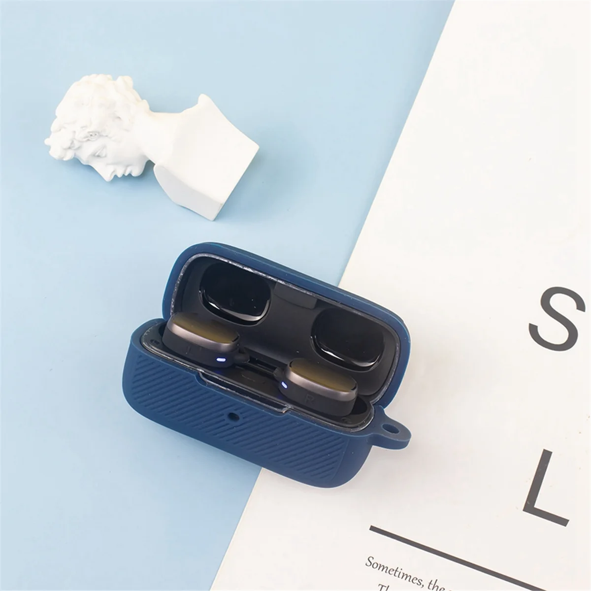 Silicone Case for Air Pro 3 Shockproof Silicone Wireless Blue Tooth Headphone Protective Cover with Hook White