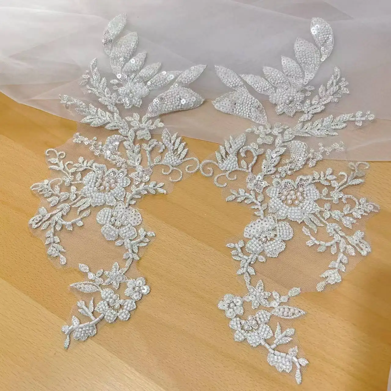 2 Stück = 1 Paar. Mehrfarbige Perlenspitze, verspiegelte Blumen, Hochzeitsschuhe, Kopfschmuck, DIY-Nähzubehör, RS4890 – Detail 11