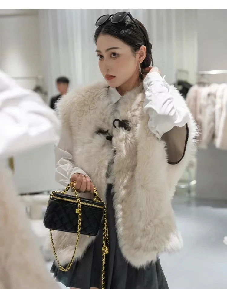 Luxury Fur Vest for Women 2024 Winter Korean New Lazy Tuscan  Curly Wool Fur One Piece Sleeveless Jacket Femme Warm Waistcoat