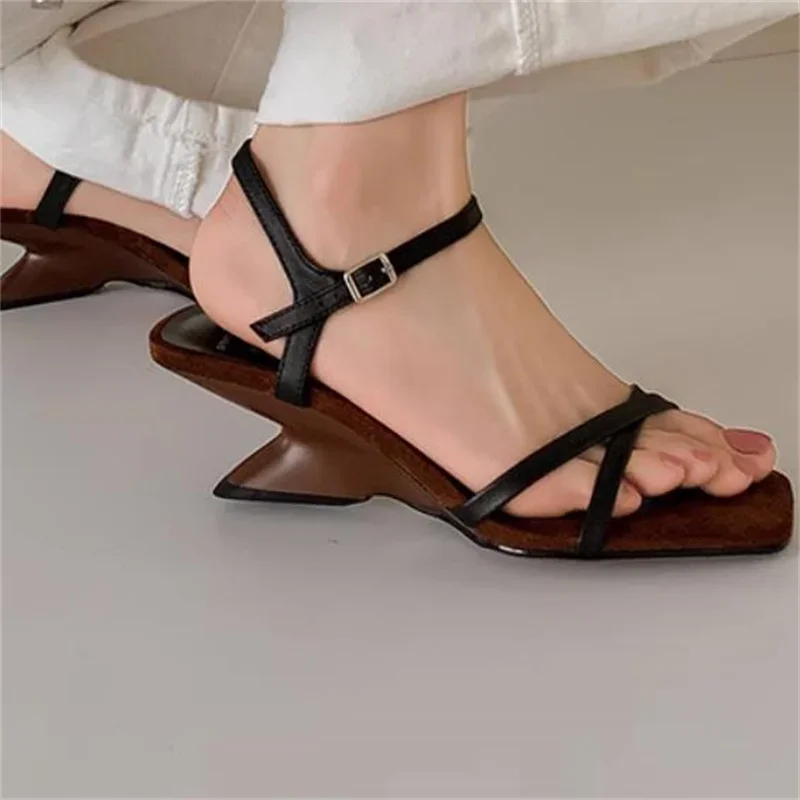 Crossover Strap Shoes For Women Square Toes Strange Style Heels Chassure Femme Buckle Zapatos De Mujer Mixed Colors Ladies Sew