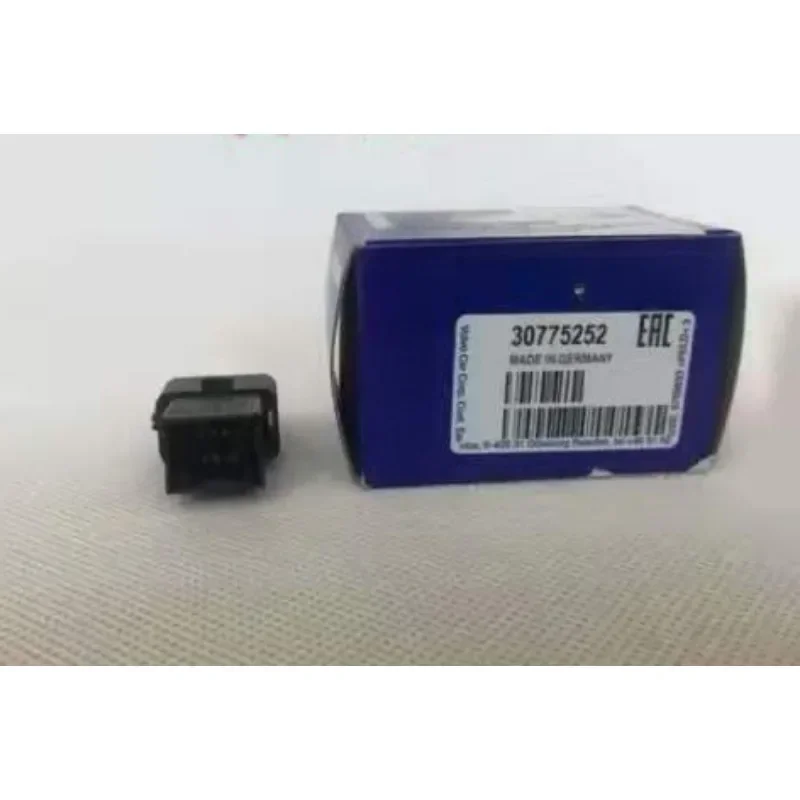 Genuine Car USB Socket Auxiliary Port Plug Outlet  30775252 for Volvo S80L S60L XC60 S40 C30 V60 V40 S80