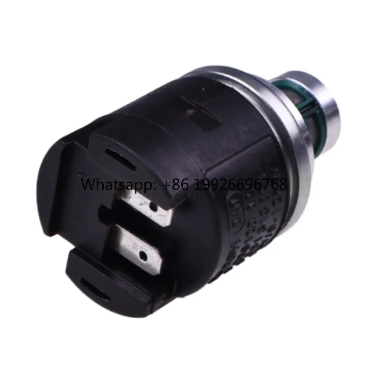 

В наличии: Электромагнитный клапан 12В 4205795 4203147 для трансмиссии 4WG200