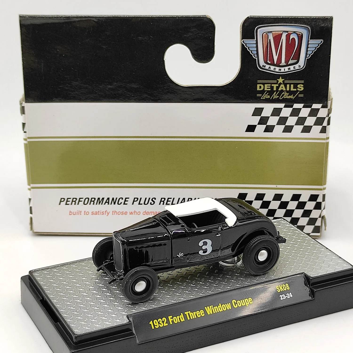Diecast M2 1/64 Scale Ford 1932 Three-window Coupe Vintage Car Alloy Model Collectible Toy Gift Souvenir Display Ornament