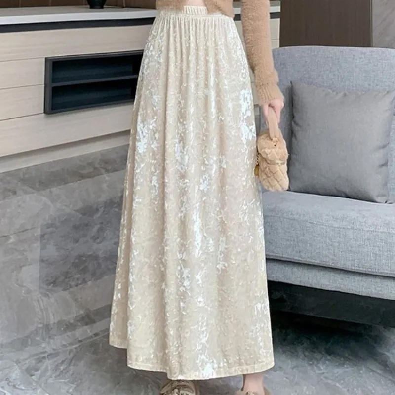 

Ретро-юбка из золотистого бархата для женщин, осенняя, высококачественная, мягкая, струящаяся, средней и длинной длины, повседневная, драпированная, А-образная, с широким подолом.