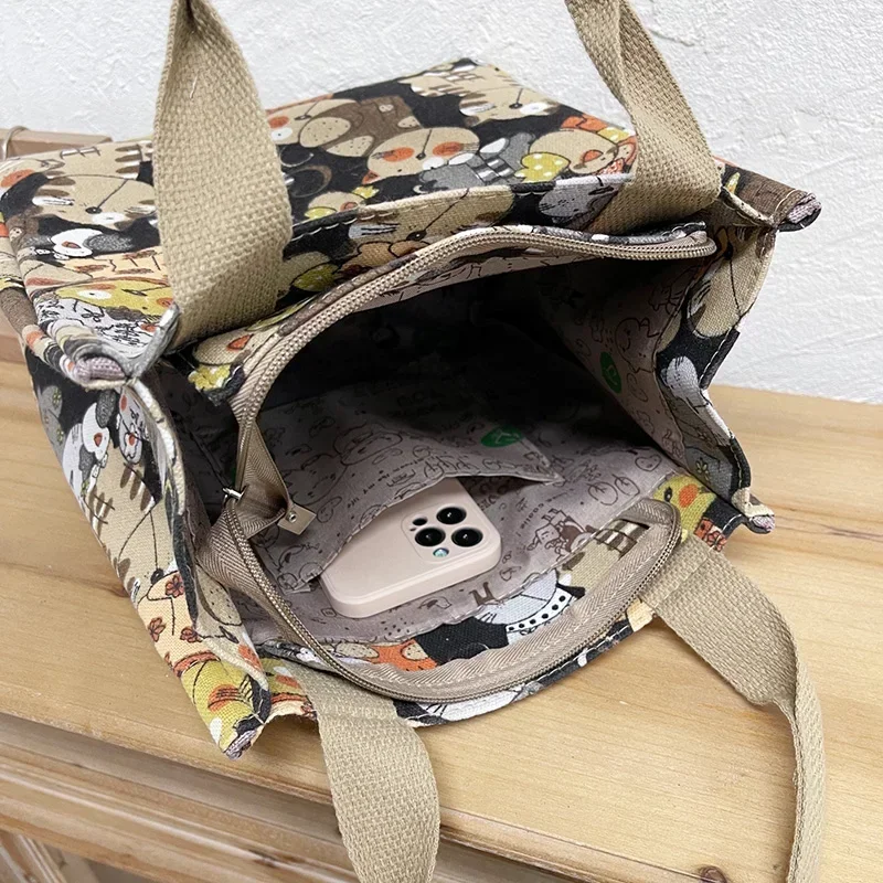 Fashion Fashionable Top-handle Bag with Cute Cat Pattern Portable Mommy Bag for Women Retro Art Hand Bag Shopping