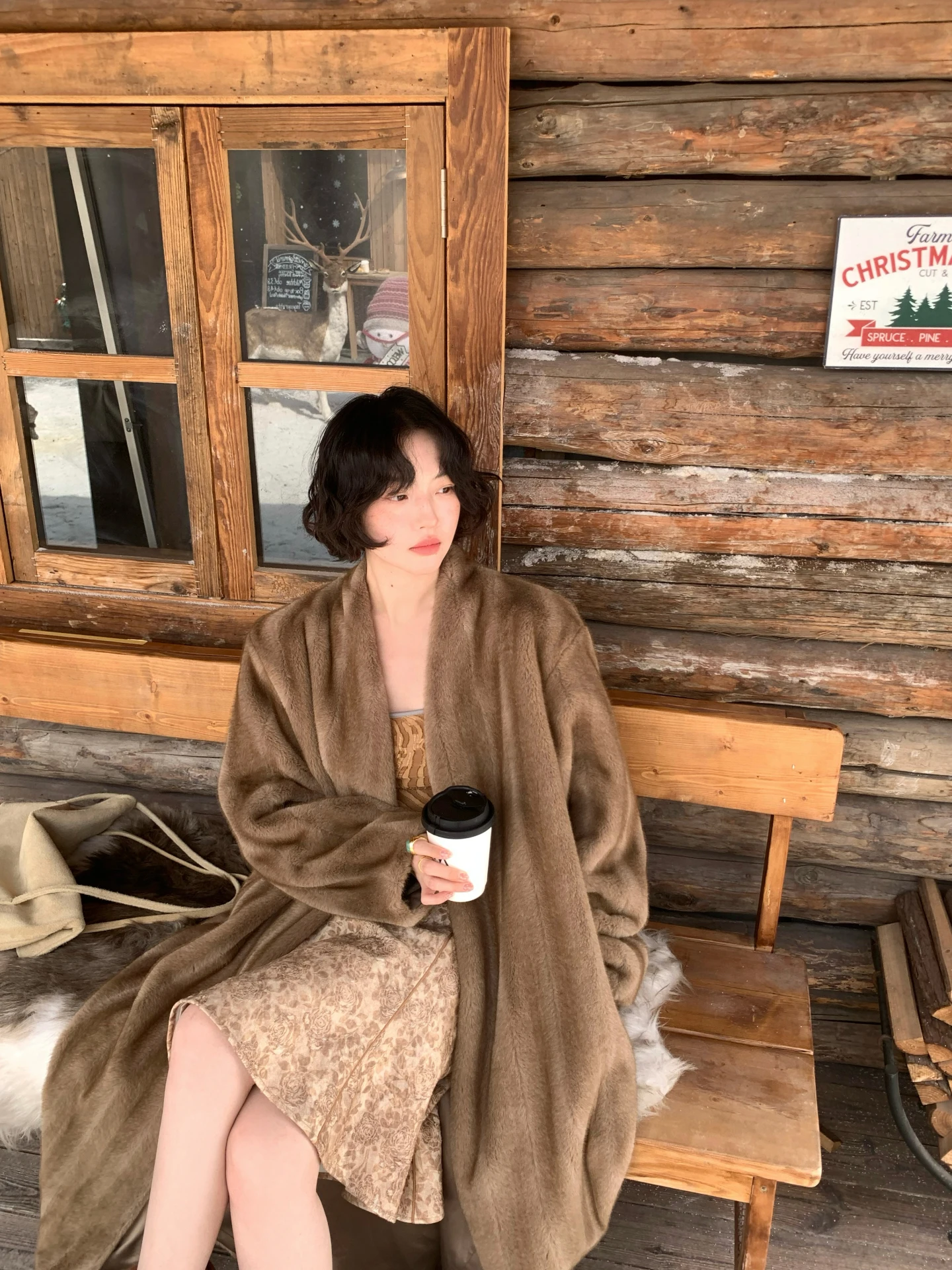 

Женское длинное меховое пальто Ele, новая модная коллекция 2025 года, зимнее, теплое, из полиэфирного волокна, прямого кроя, для повседневной носки, молодежное