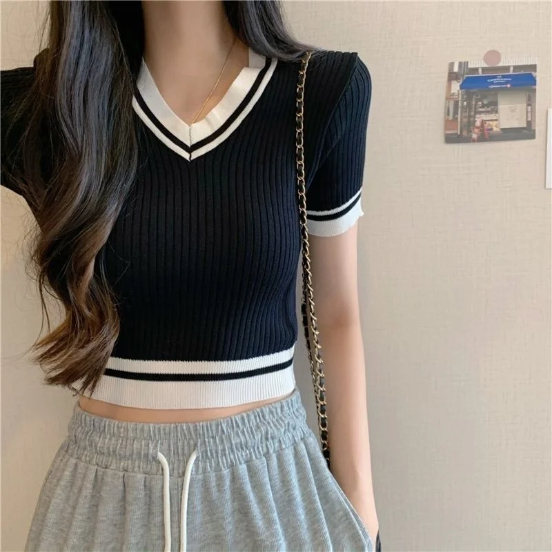 Sexy Versatile V-neck Short Sleeve T-shirt Women Summer Design Fresh High Waist Short Fashionable Top Knitted Shirt